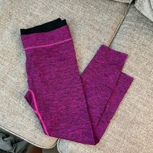 Fabletic capri leggings- dark pink/purplish